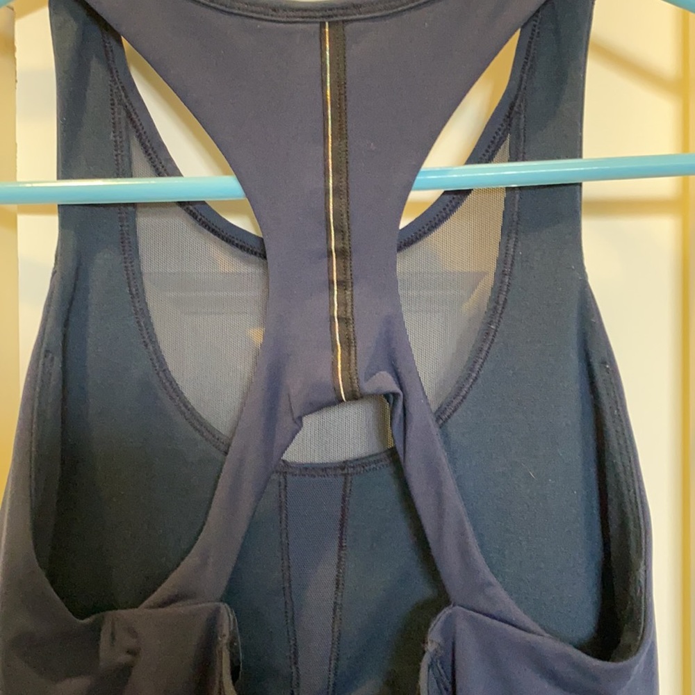 Lululemon Mesh Razorback Tank Built in bra - Picture 7 of 7